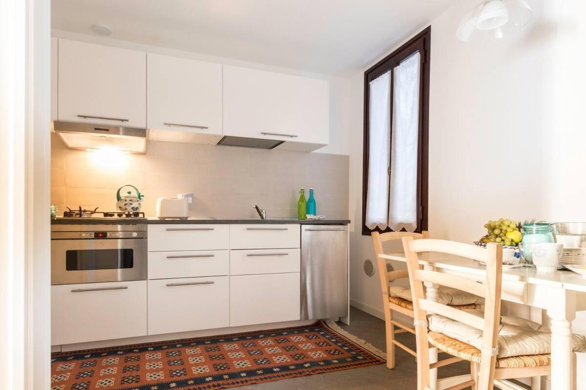L'Altalena Di Francesca Apartment Венеция Екстериор снимка